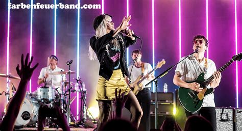 Tentang Paramore Band Rock Pop Yang Menginspirasi Dunia Farbenfeuerband