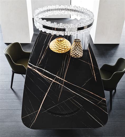 Mesa De Comedor Keramik Mad Max Cattelan