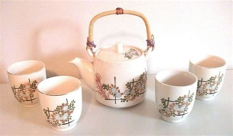 Identifying and Valuing an Antique Japanese Tea Set