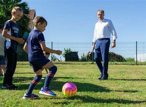 LR Schneemann Solidaritätsfonds für Kinder und Jugendliche Land