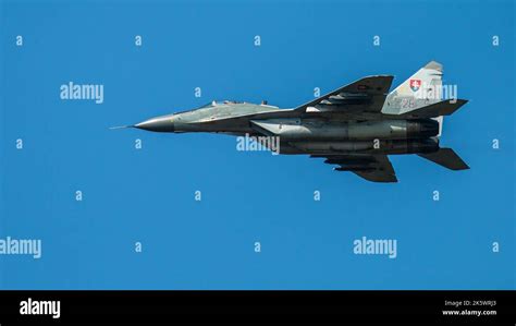 Mikoyan Mig Fulcrum Hi Res Stock Photography And Images Alamy