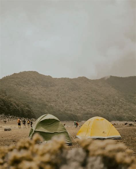 Alun Alun Surya Kencana Spot Camping Favorit Sebelum Summit Attack Di