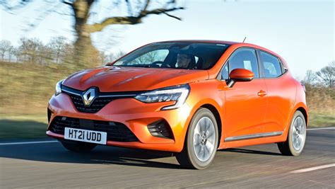 New Renault Clio TCe 90 2022 review | Auto Express