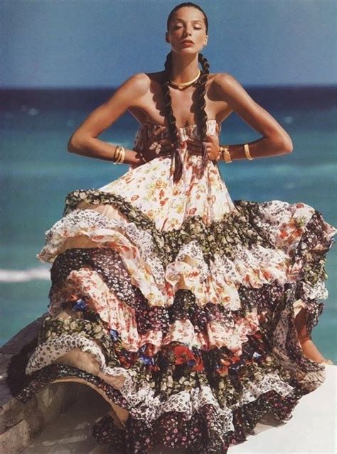 50 Appealing Beach Party Outfits Ideas to Rule it