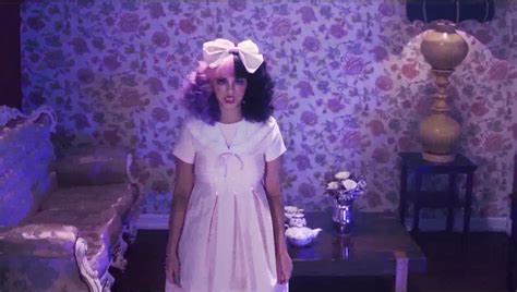 Dollhouse Melanie Martinez Significado at Ruby Vannatter blog