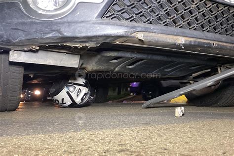 Jovem Fica Presa Embaixo De Carro Ap S Moto Em Que Estava Na Garupa Ser