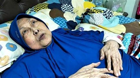 Kabar Duka Aktris Aminah Cendrakasih Mak Nyak Meninggal Dunia