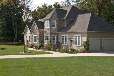 Vinyl Casement Windows and Everything you Need to Know.