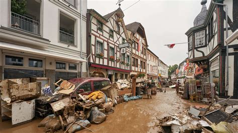 Ahrweiler Erneut Unwetter Warnung In Flutkatastrophen Gebiet