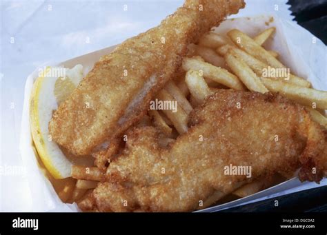 Food, nutrition. Fish and chips Stock Photo - Alamy