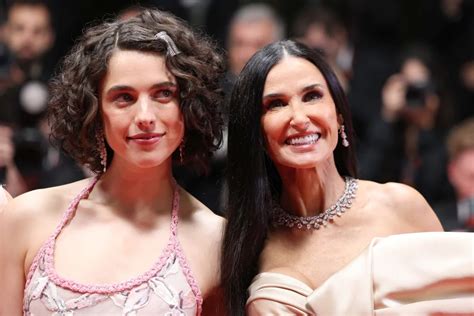 Demi Moore Bevállalta A Teljes Meztelenséget Az új Filmjében