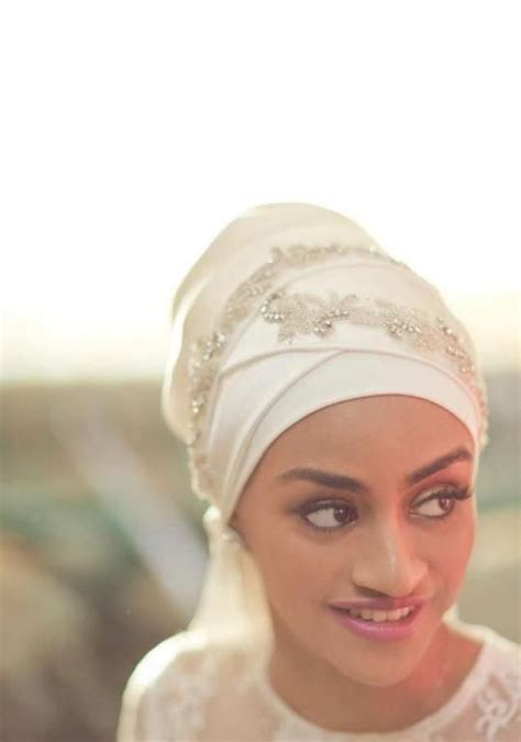 Bridal Turbans For The Modern Bride - Arabia Weddings