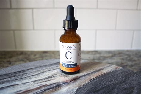 Truskin Naturals Vitamin C Serum Review