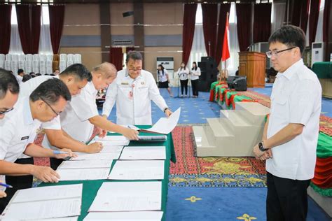 Pemkot Manado Teken Pakta Integritas Dan Perjanjian Kinerja