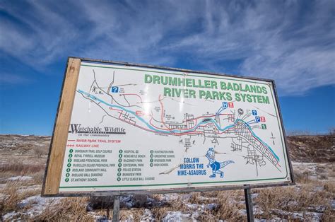 A Winter Hike in the Drumheller Badlands | Hike Bike Travel