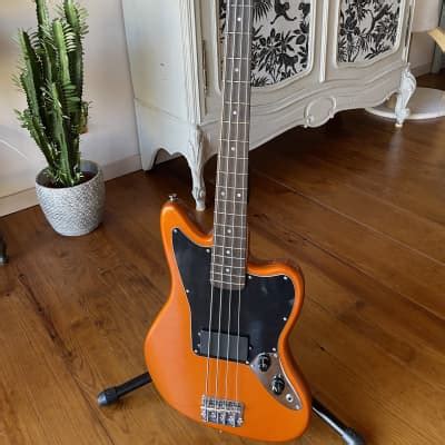 Squier FSR Affinity Jaguar Bass H Reverb