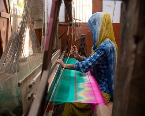 Reviving Traditions Banarasi Silk Weaving Meets Sustainable Practices