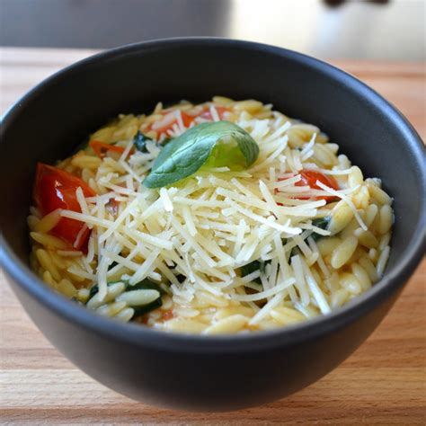 Spinach And Tomato Orzo The Sum Of Yum