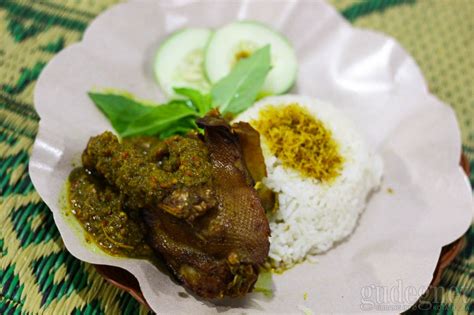 Bebek Tepi Jalan Bumbu Hitam Rempahnya Bikin Ngidam Yogya Gudegnet