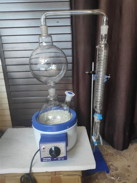 Essential Oil Steam Distillation Apparatus 1 LITER At Rs 4800 Piece