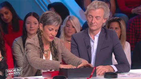 Touche Pas à Mon Poste Tpmp Replay Revoir Lémission Du 18 Octobre