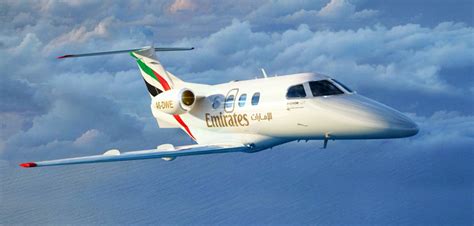 Cirrus Sr22 Si Embraer Phenom 100 Pentru Emirates Flight Training