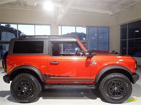 Hot Pepper Red Metallic 2022 Ford Bronco Wildtrak 4x4 2 Door Exterior