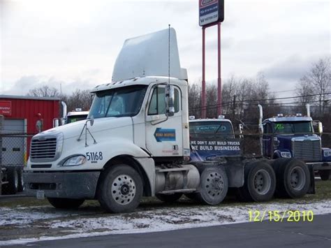 Werner Enterprises Freightliner Columbia Tri Axle Flickr Photo Sharing