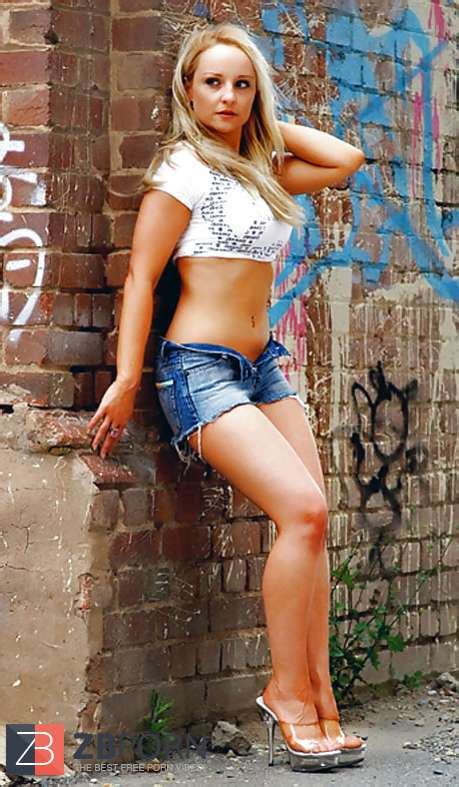 Model Behaviour ZB Porn