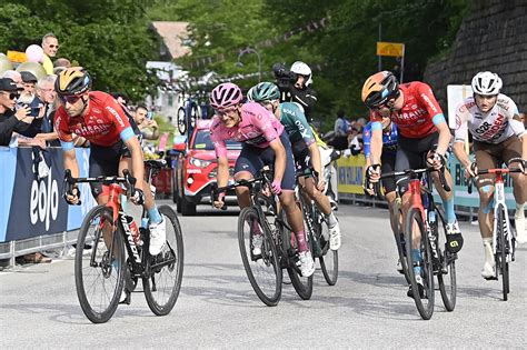 Giro de Italia 2022 Resumen y clasificación de la etapa 18 del Giro de