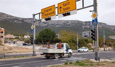 Slobodna Dalmacija Stručnjaci šokirani stanjem ceste smrti nadomak