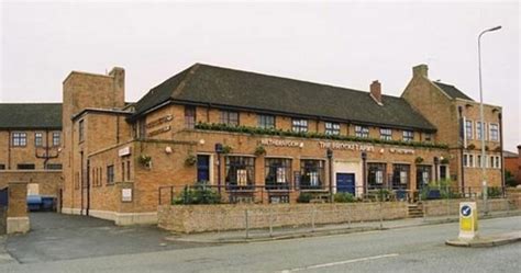 Brocket Arms In Wigan Pub In Wigan Wn1