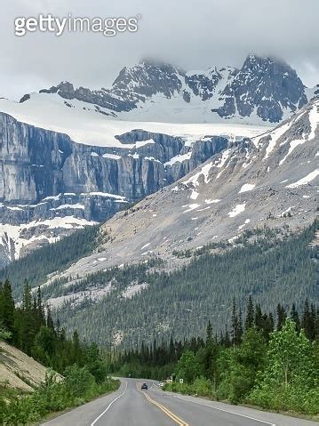 The Most Scenic Road Trip In Canada Through The Rocky Mountains