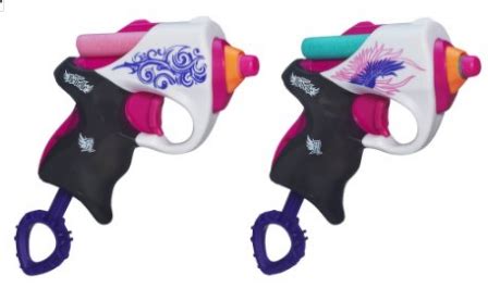 PINK Nerf Guns for GIRLS ~ Because girls like to shoot too Nerf Rebelle ...