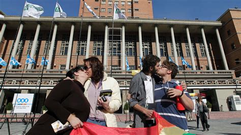 Fotos Escolha A Melhor Foto De Beijo Gay Pelo Mundo Uol Not Cias