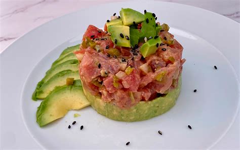 Tartar de atún rojo con aguacate Disfruta Verdura