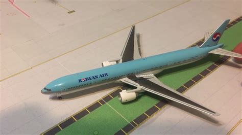 Gemini Jets 1 400 Korean Air 777 300 Model Review YouTube