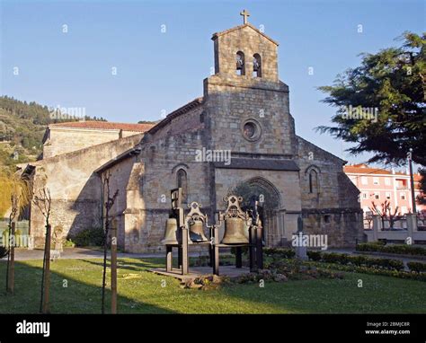 Iglesia de nuestra Señora de la Virgen del Puerto Santoña Cantabria