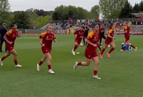 La Roma Femminile Vince Il Suo Primo Scudetto Fiorentina K O