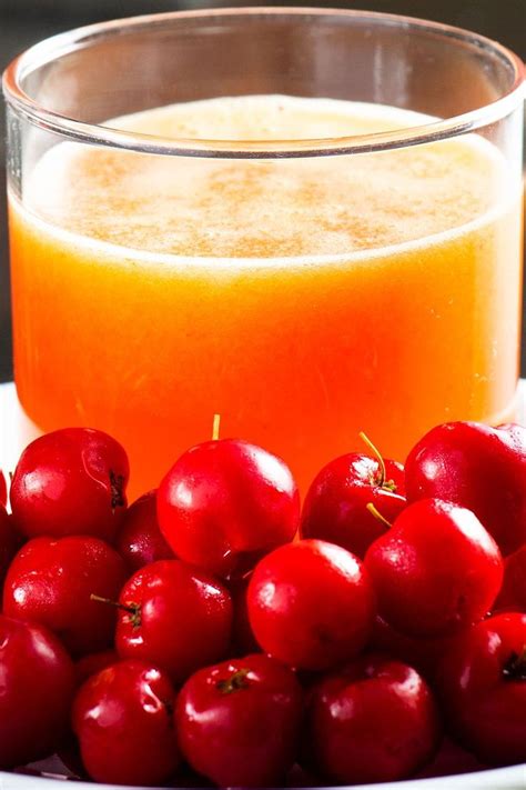 Suco De Acerola Prende O Intestino