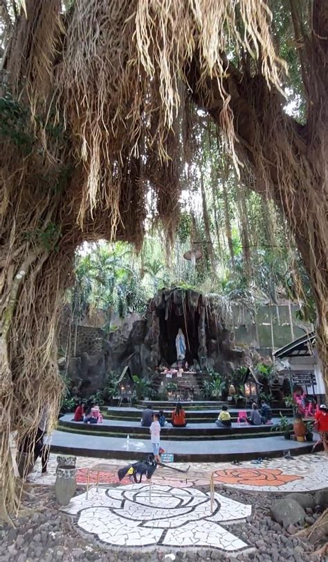 Gua Maria Sendang Sriningsih Panas Di Luaran Tapi Teduh Di Dalam