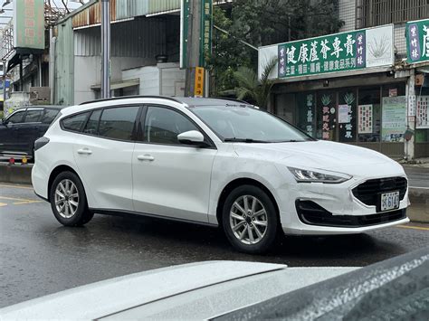 國產 Ford Focus Wagon 普通版捕獲，預計明年第一季前後發售！ Carstuff 人車事