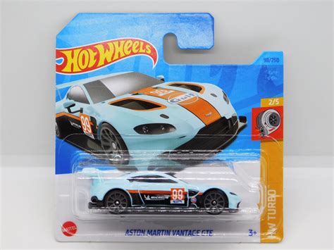 Hot Wheels Aston Martin Vantage Gte Rare Miniature Collectible Model Geschenk WORLDWIDE