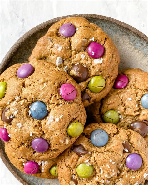 17 Healthy Cookies to Bake ASAP (grain free, vegan, refined sugar free!)