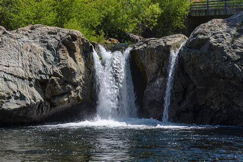 Rainbow Pool, California, United States - World Waterfall Database