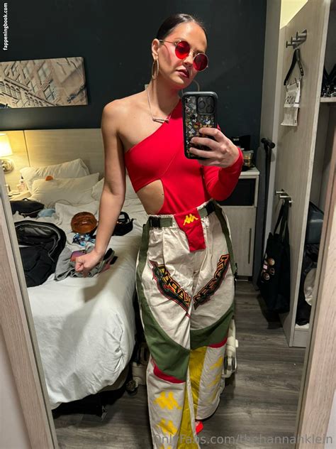 Thehannahklein Nude OnlyFans Leaks Fappening FappeningBook
