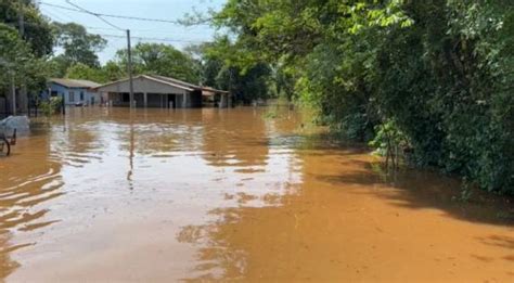 Mais De Duas Mil Pessoas São Afetadas Pela Cheia Do Rio Uruguai Na