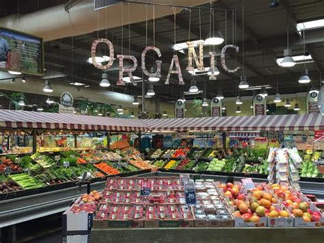 Nugget Markets Takes A Unique Approach To Produce Presentation