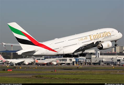 A6 EUH Emirates Airbus A380 861 Photo By Wanping Chen ID 1005782