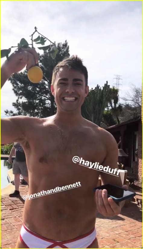 Hilary Duff Shows Us Jonathan Bennett In His Speedo Photo 4022125 Hilary Duff Jonathan